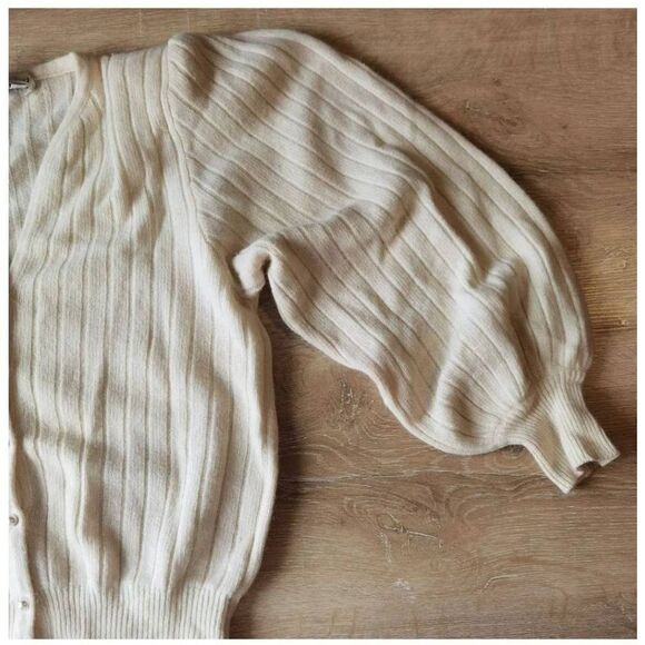 Cream 70s Rabbit Fur Angora Soft Puff Sleeve Cardigan Pearl Button Vintage Franc - Picture 1 of 7